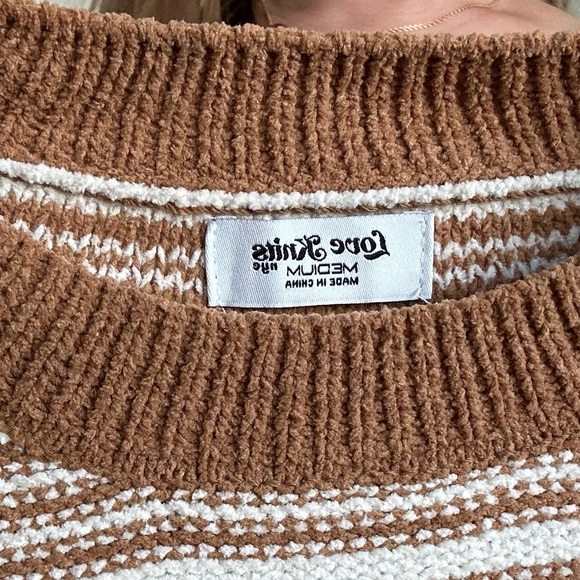 Multi Stripe Cropped Long Sleeve Crew Nreck Pullover - Picture 6 of 6